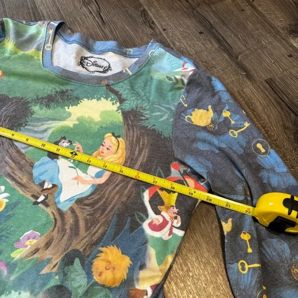 Disney Alice in Wonderland Print Long Sleeve - Picture 5 of 8